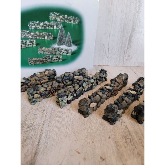 Dept 56 52717 fieldstone wall village accessory Xmas set - Picture 4 of 9
